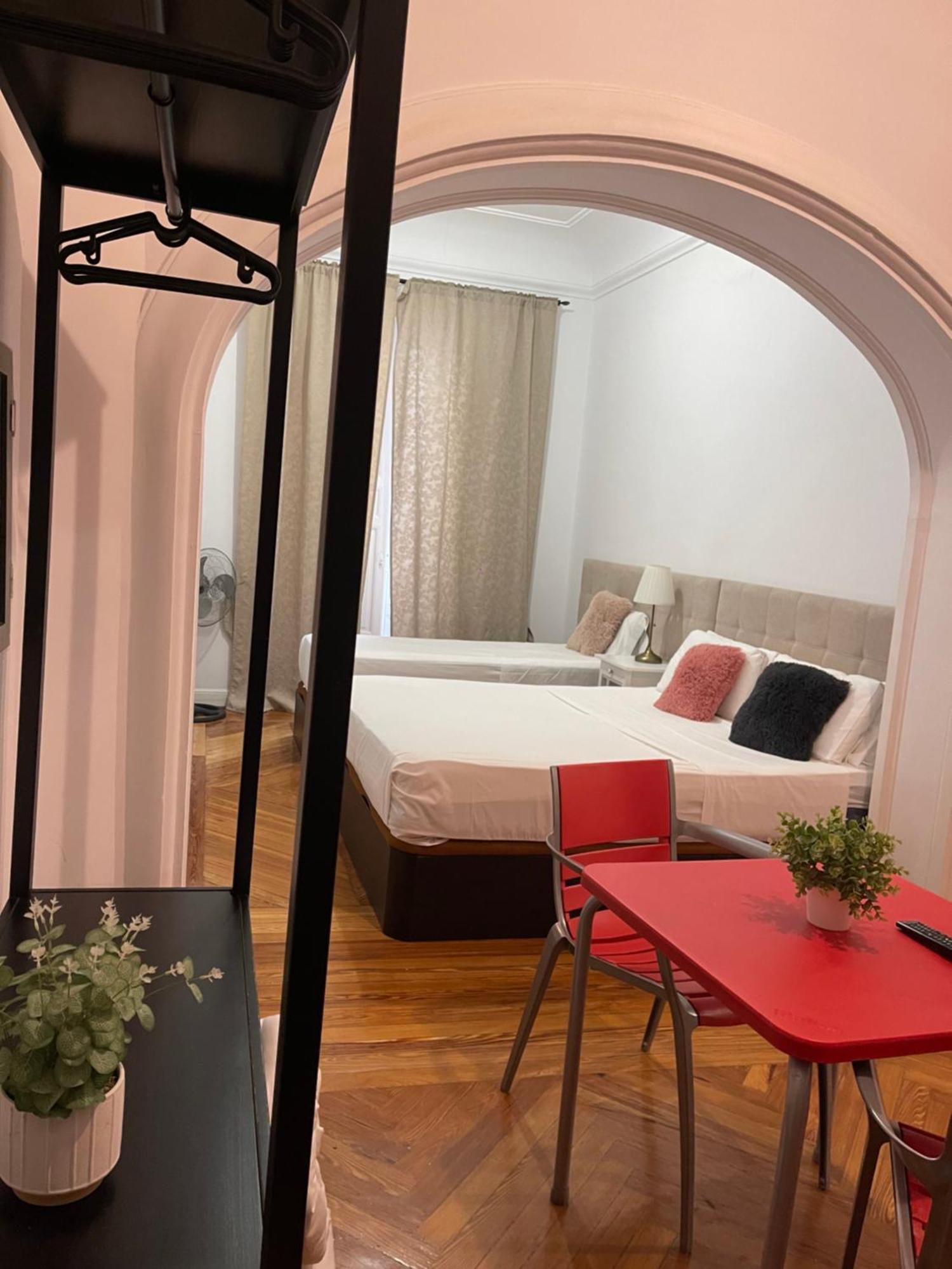 Grand Via House Hotel Madrid Ngoại thất bức ảnh